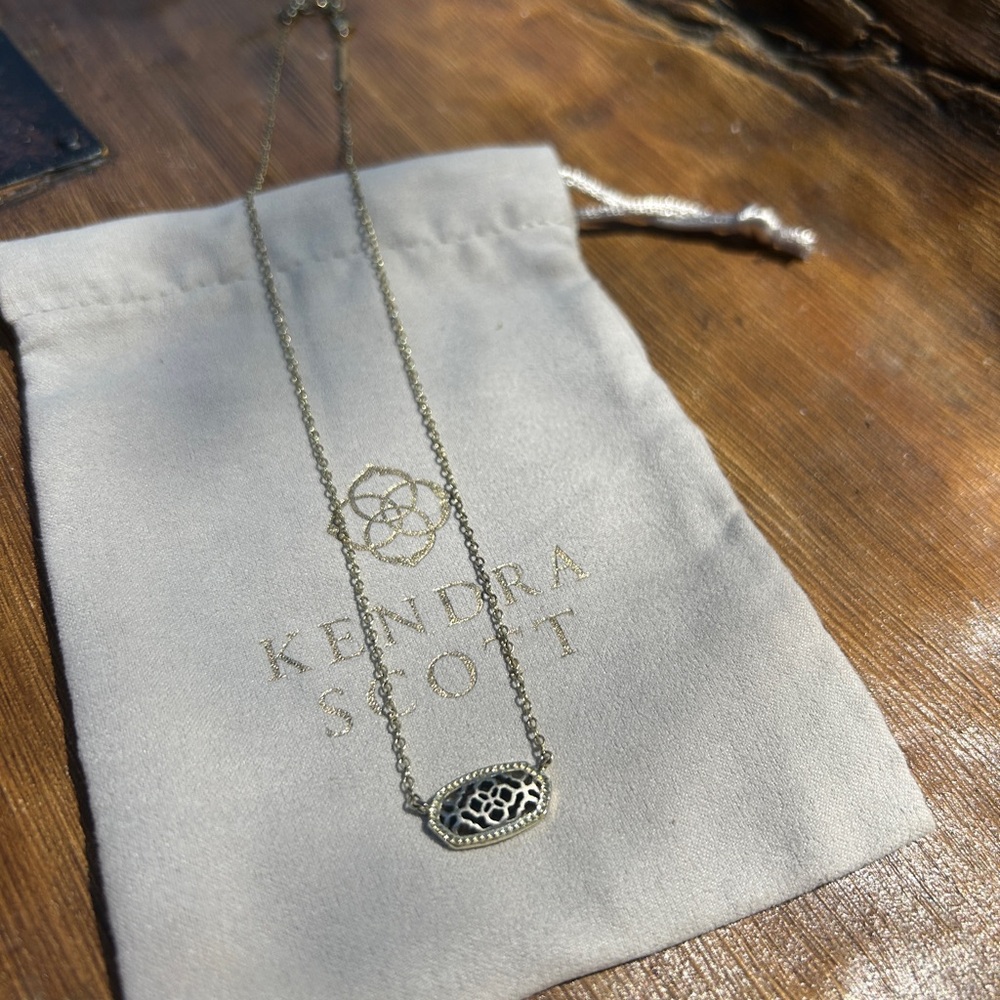 Kendra Scott Silver Filigree Necklace